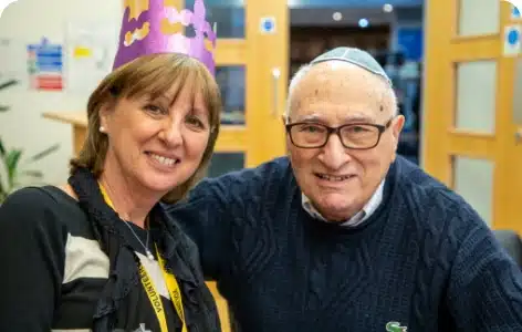 Leeds Jewish Welfare Board | Volunteer for us community box volunteering